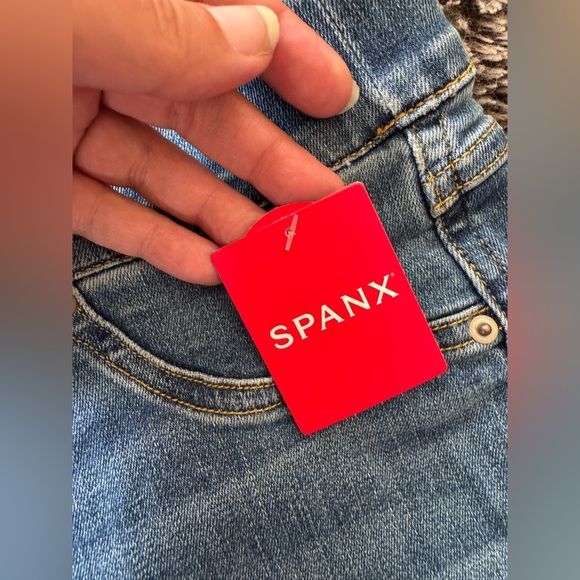 SPANX Women’s Shape Everywhere Seamed Front Wide-Leg Jeans - Picture 14 of 16